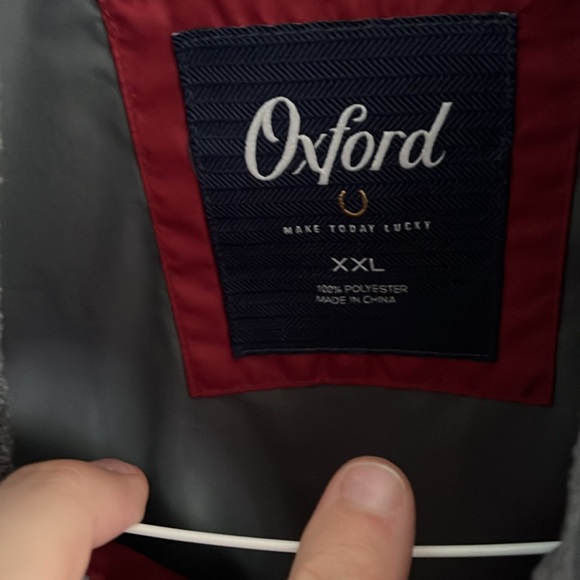 Oxford Quilted Vest. - Picture 3 of 4
